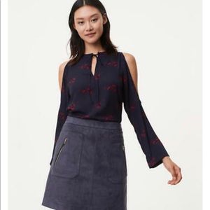 LOFT COLD SHOULDER PRINTED BLOUSE, Size M